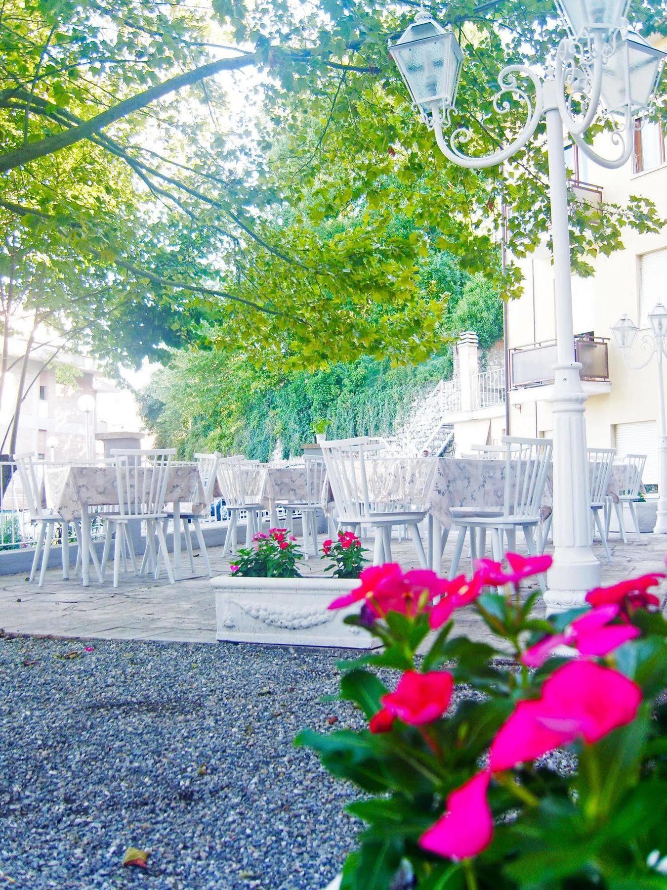 Hotel Panorama Chianciano Terme Exterior photo